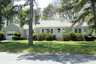7 Danvers Ln, South Dennis, MA 02660