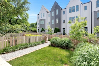 339 E Village Ln, Nashville, TN 37216