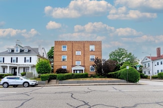 31 Chestnut St Unit 4, Worcester, MA 01609