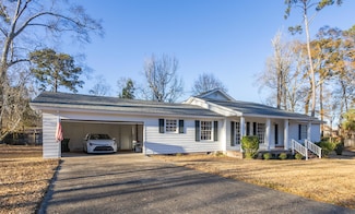 109 Mandalay Dr, Hattiesburg, MS 39402