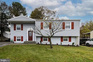 493 Saint Barbara Ln, Odenton, MD 21113