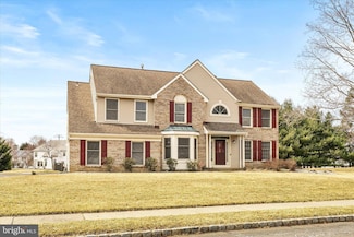 6 Kinglet Dr S, Cranbury, NJ 08512