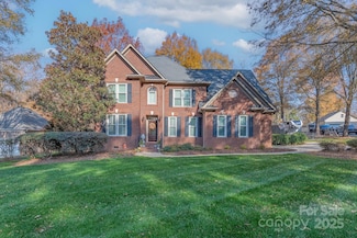 2117 Keegan Ct, Matthews, NC 28104