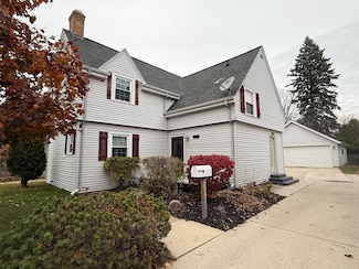 1712 28th St, Two Rivers, WI 54241