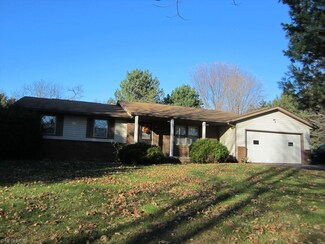 5189 Wayne Rd, Mantua, OH 44255