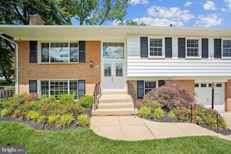 8818 Olympia Fields Ln, Vienna, VA 22182