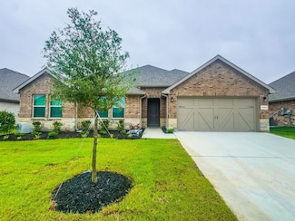 1401 Speers Dr, Mansfield, TX 76063