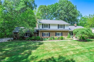 20715 Brandywine Dr, Cleveland, OH 44126