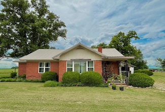 297 SW Lawrence, Hoxie, AR 72433