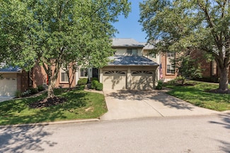 2730 Hurstland Ct, Crestview Hills, KY 41017