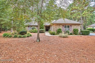 3 Avery Dr, Whispering Pines, NC 28327