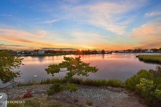51 Valentine St Unit 8B, Monmouth Beach, NJ 07750