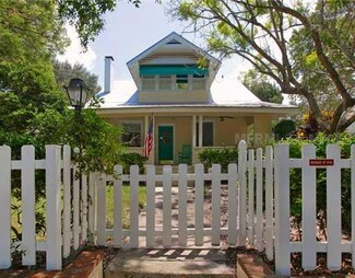 1829 S Orange Ave, Sarasota, FL 34239