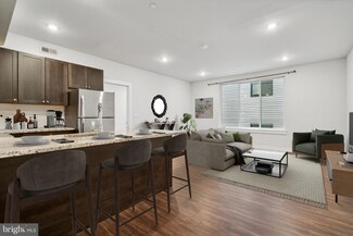 4217 Chestnut St Unit 402, Philadelphia, PA 19104