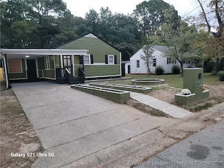 2022 Newark Ave, Fayetteville, NC 28301