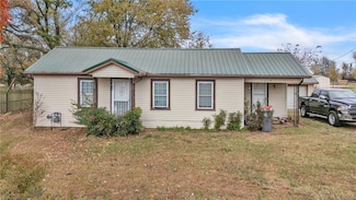 12377 E Sugar Hill Rd, Lincoln, AR 72744