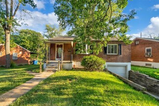 1944 Park Ln, Saint Louis, MO 63136