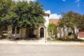 3801-3 Club House Rd, Kerrville, TX 78028