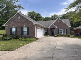 226 Wrennewood Ln, Franklin, TN 37064