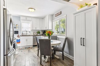 4231 Yosemite Ave S, Saint Louis Park, MN 55416