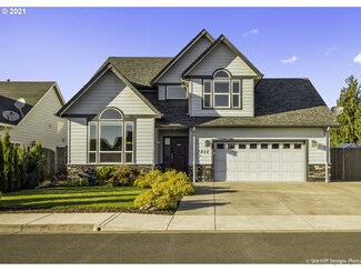 1834 W 4th Ave, Junction City, OR 97448