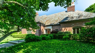 5001 Buttonwood Crescent, Indianapolis, IN 46228