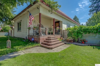 400 Quincy Ave, McCloud, CA 96057