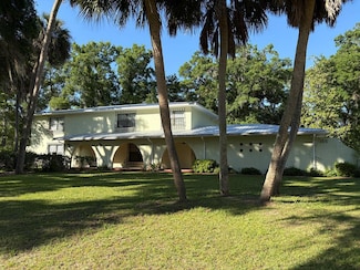 155 S Court St, Bronson, FL 32621
