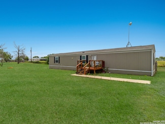 7380 Pittman Rd Unit 3, Adkins, TX 78101