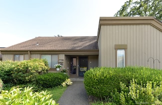 264 Heritage Village Unit B, Southbury, CT 06488