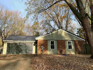 2708 St Dennis Ct, Kokomo, IN 46902