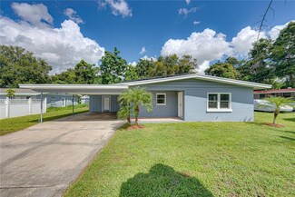 933 Avenue T SE, Winter Haven, FL 33880