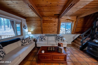 569 S Friar Tuck Trail, Williams, AZ 86046