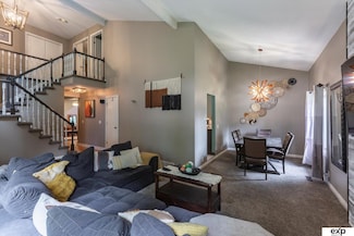 16024 Martha Cir, Omaha, NE 68130