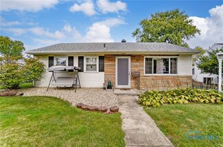 720 Oaklawn Ave, Fostoria, OH 44830
