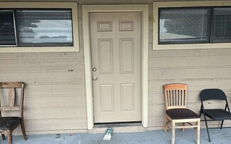 3822 NW Huntsboro St, Lake City, FL 32055
