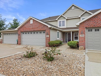 5812 Holscher Rd, Mc Farland, WI 53558