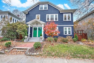 127 Evergreen St Unit 2, Providence, RI 02906