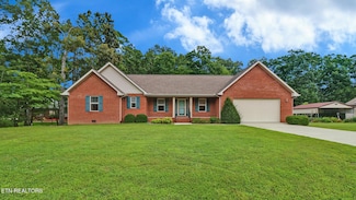 986 Summerwind Dr, Crossville, TN 38571