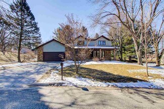 18 Winterset Cir, Madison, WI 53717