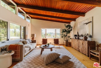 3835 Clayton Ave, Los Angeles, CA 90027