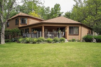 19 Hawthorne Rd Unit 15B, Lenox, MA 01240