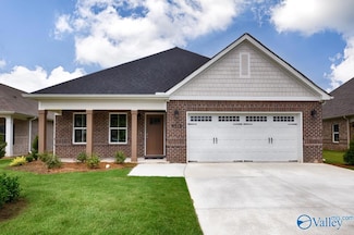 9518 Hampton Oak Drive South E, Owens Cross Roads, AL 35763
