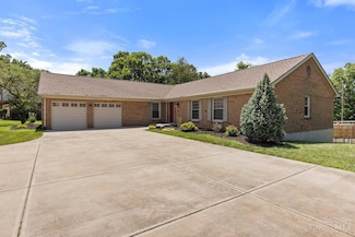 3032 Woodside Dr, Fairfield, OH 45014