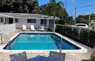 231 SW 15th St, Pompano Beach, FL 33060