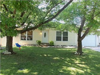832 E Washington St, Chandler, IN 47610