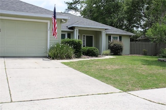 1035 NW 89th Dr, Gainesville, FL 32606