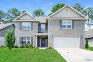 103 Waltrip Dr, Owens Cross Roads, AL 35763