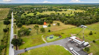 2404 Silver Lake Rd, Labelle, FL 33935