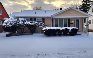 2920 Perry St, Erie, PA 16504